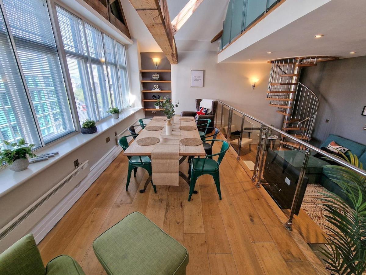 Luxury Piccadilly Duplex Flat By City Superhost مانشستر المظهر الخارجي الصورة